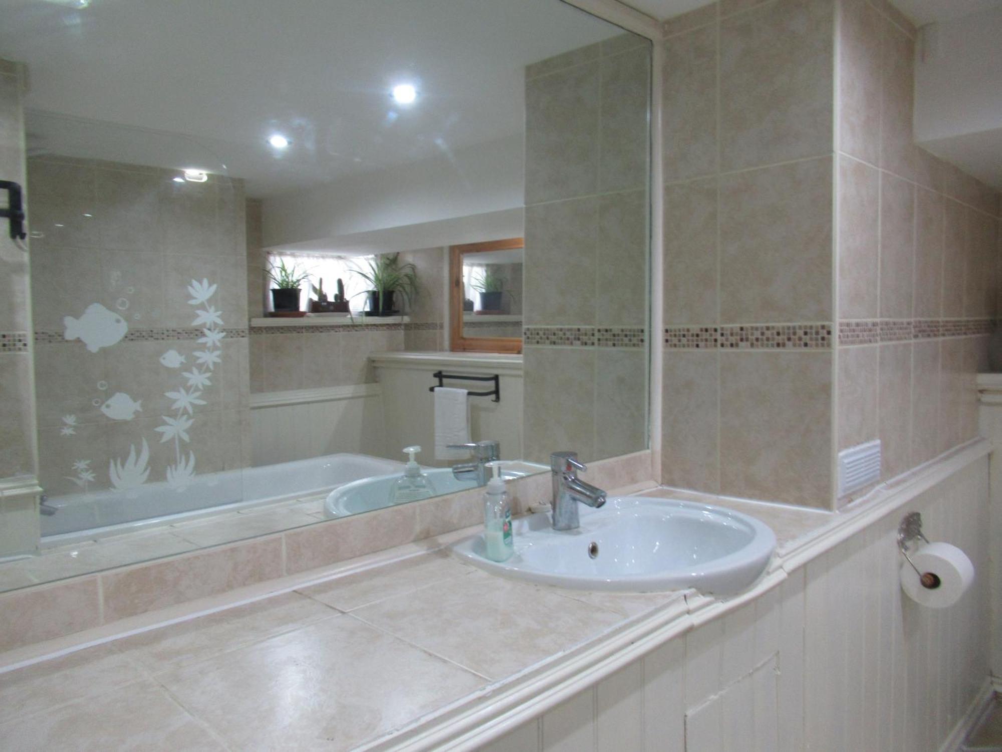 Captain Howey Hotel Нью-Ромни Экстерьер фото